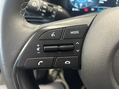 Photo 31 Hyundai Bayon  1.0 T-GDi 100 Hybrid 48V