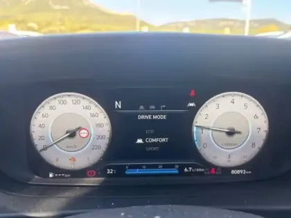 Photo 26 Hyundai Bayon  1.0 T-GDi 100 DCT-7 Hybrid 48V
