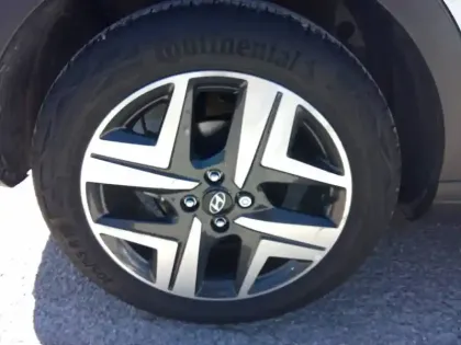 Photo 18 Hyundai Bayon  1.0 T-GDi 100 DCT-7 Hybrid 48V