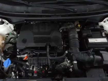 Photo 31 Hyundai Bayon  1.0 T-GDi 100 DCT-7 Hybrid 48V