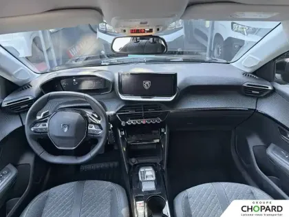 Photo 16 Peugeot 208  Hybrid 100 e-DCS6