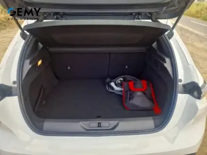 Photo 5 Peugeot 308  PHEV 180 e-EAT8
