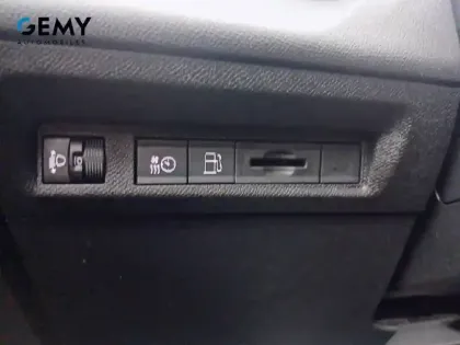 Photo 41 Peugeot 308  PHEV 180 e-EAT8