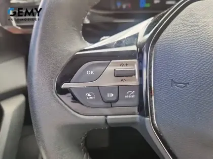Photo 18 Peugeot 308  PHEV 180 e-EAT8