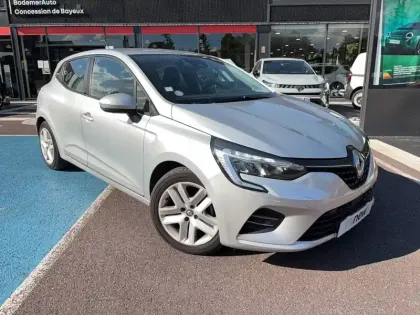 Photo 6 Renault Clio  E-Tech 140