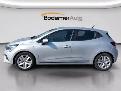 Photo 11 Renault Clio  E-Tech 140