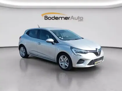 Photo 16 Renault Clio  E-Tech 140