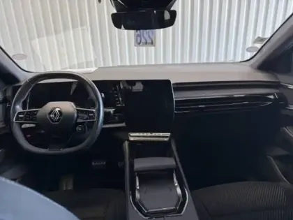 Photo 9 Renault Espace  E-Tech hybrid 200