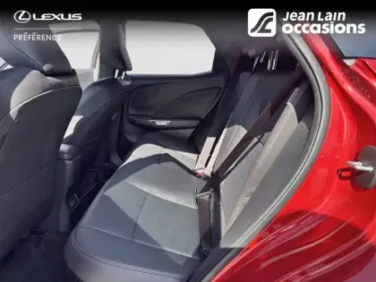 Photo 16 Lexus Lbx  2WD