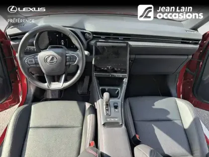 Photo 17 Lexus Lbx  2WD