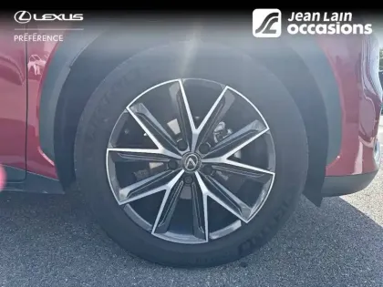 Photo 8 Lexus Lbx  2WD