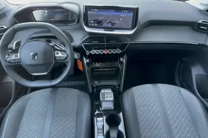 Photo 11 Peugeot 208  Hybrid 100 e-DCS6