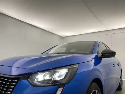 Photo 53 Peugeot 208  PureTech 100 S&S BVM6