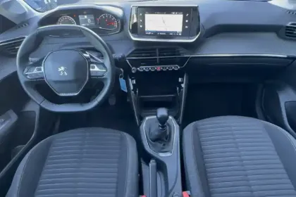 Photo 11 Peugeot 208  PureTech 100 S&S BVM6