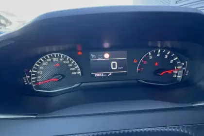 Photo 14 Peugeot 208  PureTech 100 S&S BVM6