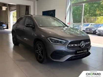 Photo 31 Mercedes GLA  250 e 8G-DCT