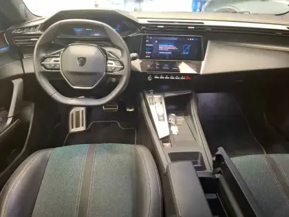 Photo 26 Peugeot 308  Electrique 54 kWh 156ch