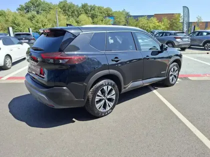 Photo 12 Nissan X-trail  e-POWER 213 ch e-4ORCE 7 Places