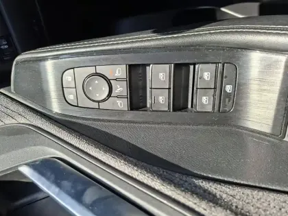 Photo 29 Nissan X-trail  e-POWER 213 ch e-4ORCE 7 Places