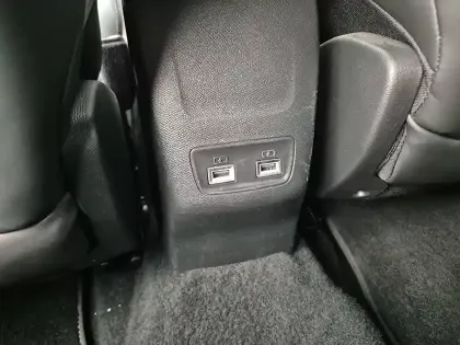 Photo 20 Peugeot 2008  Electrique 136 ch