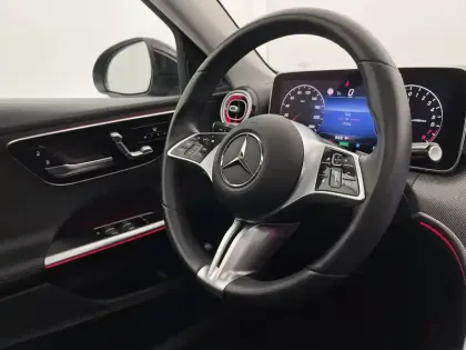 Photo 24 Mercedes Classe C  300 e 9G-Tronic e-Hybrid EQ