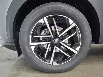 Photo 18 Nissan Juke  HYBRID 143
