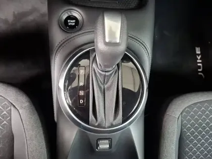 Photo 30 Nissan Juke  HYBRID 143
