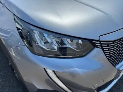 Photo 15 Peugeot 2008  Electrique 136 ch