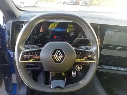 Photo 10 Renault Austral  E-Tech hybrid 200
