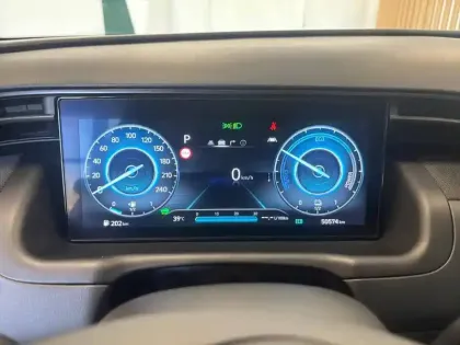 Photo 37 Hyundai Tucson  1.6 T-GDI 230 Hybrid BVA6