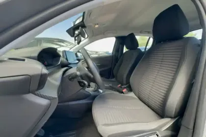 Photo 8 Peugeot 208  Auto-Ecole PureTech 100 S&S BVM6