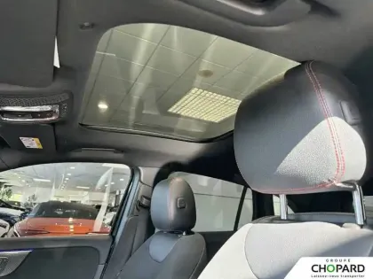 Photo 20 Mercedes GLA  250 e 8G-DCT