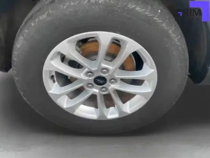 Photo 15 Ford Kuga  2.5 Duratec 180 ch FlexiFuel FHEV E85 Powershift
