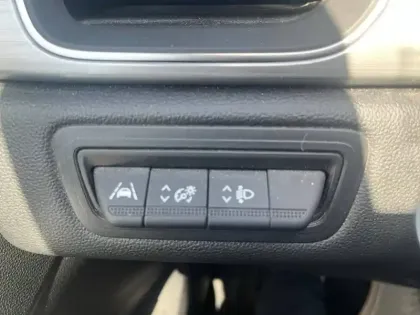 Photo 20 Renault Captur  TCe 90 - 21