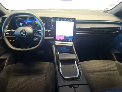 Photo 10 Renault Austral  E-Tech hybrid 200