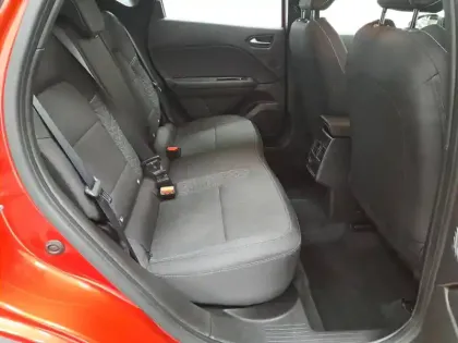 Photo 21 Renault Captur  E-Tech full hybrid 160 ch