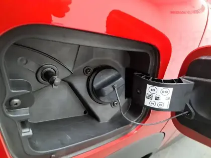 Photo 20 Renault Captur  E-Tech full hybrid 160 ch