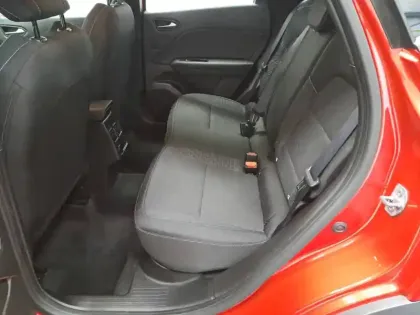 Photo 25 Renault Captur  E-Tech full hybrid 160 ch
