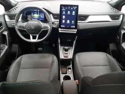 Photo 43 Renault Captur  E-Tech full hybrid 160 ch