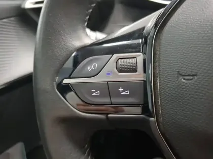 Photo 20 Peugeot 208  Electrique 50 kWh 136ch