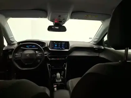 Photo 16 Peugeot 208  Electrique 50 kWh 136ch