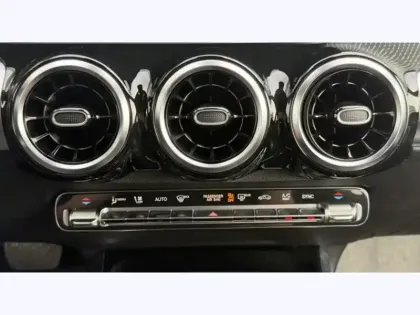 Photo 53 Mercedes GLB 200 d Business Line