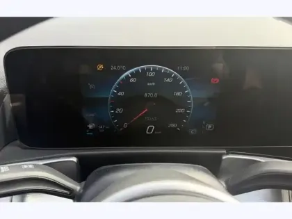 Photo 57 Mercedes GLB 200 d Business Line