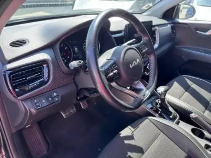 Photo 8 Kia Stonic  1.0 T-GDi 100ch GT Line DCT7