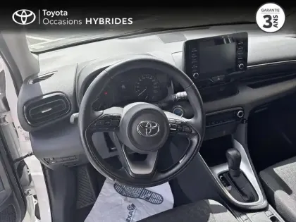 Photo 8 Toyota Yaris  116h Dynamic 5p MY22
