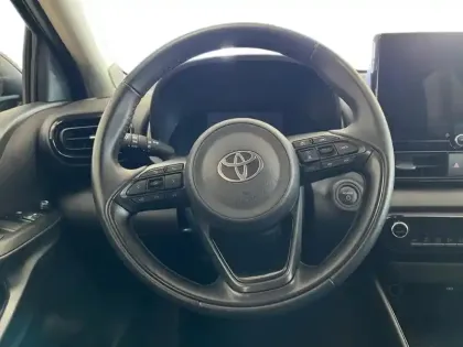 Photo 14 Toyota Yaris  116h Design 5p MY25