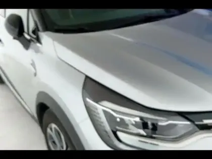 Photo 6 Renault Captur  1.6 E-Tech hybride 145ch Techno