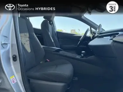 Photo 5 Toyota C-HR  122h Dynamic 2WD E-CVT RC18