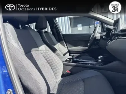 Photo 5 Toyota C-HR  2.0 Hybride 184ch Dynamic Ultimate E-CVT