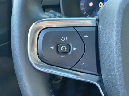 Photo 12 Volvo XC40  Recharge 238ch Start